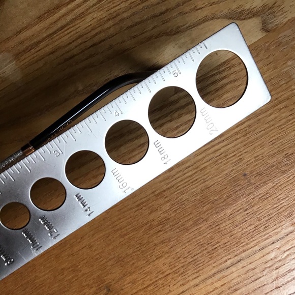 Jimmy Choo Black Glasses with Textured Case - Picture 15 of 15